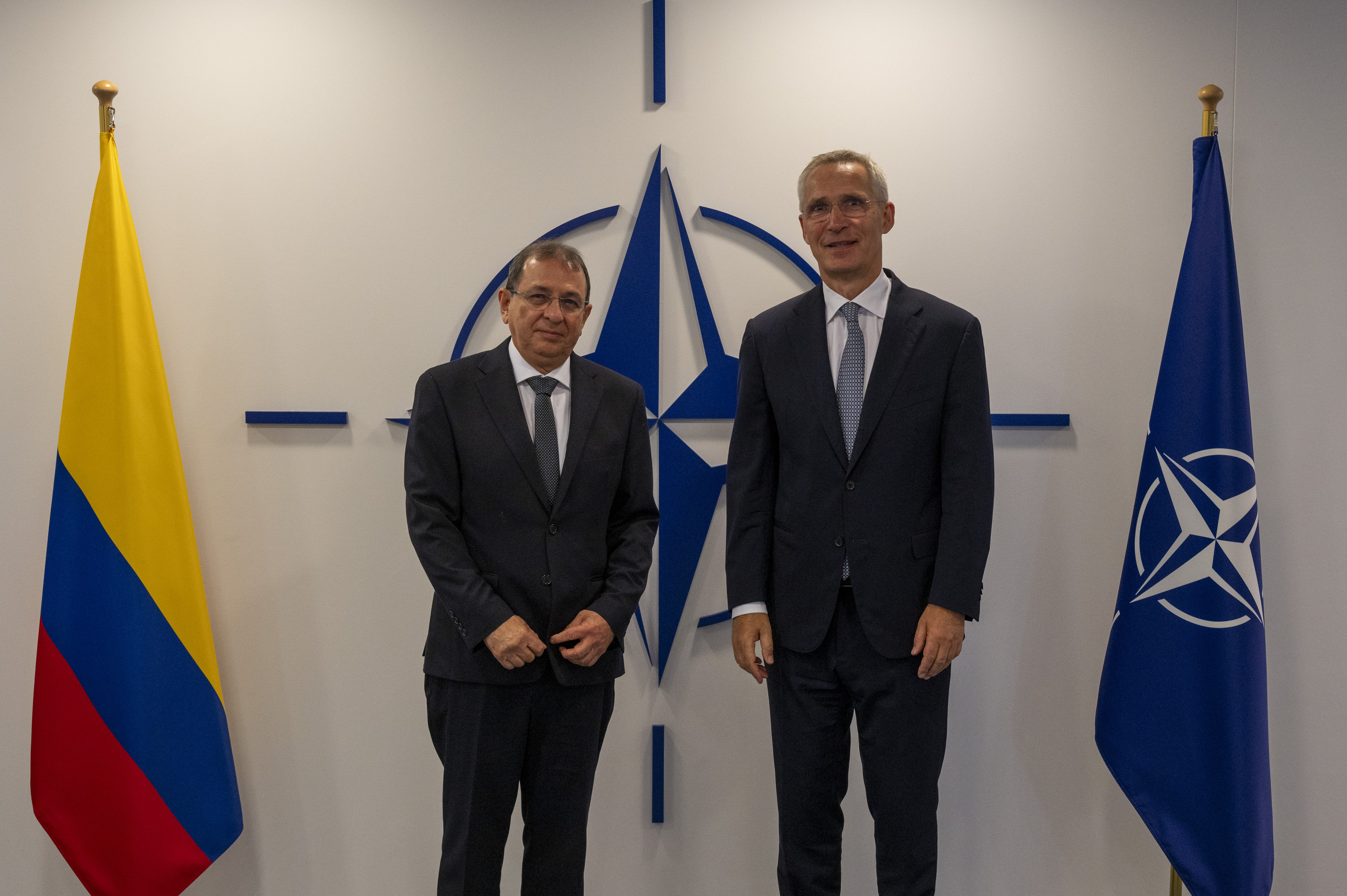 El Embajador colombiano Jorge Rojas Rodríguez presentó sus credenciales al Secretario General de la OTAN, Jens Stoltenberg