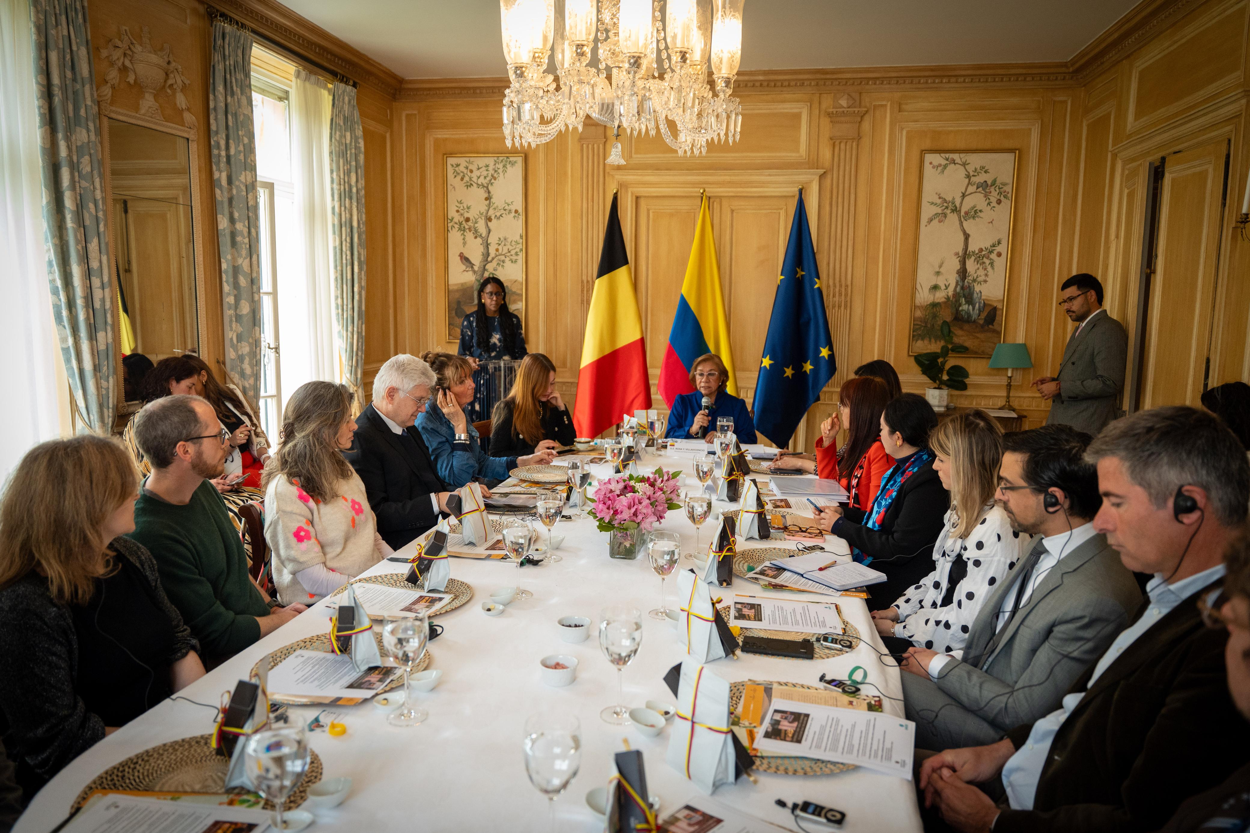 Colombia impulsa café y cacao con empresarios de Bélgica para sustituir cultivos ilícitos y abrir nuevos mercados en Europa 